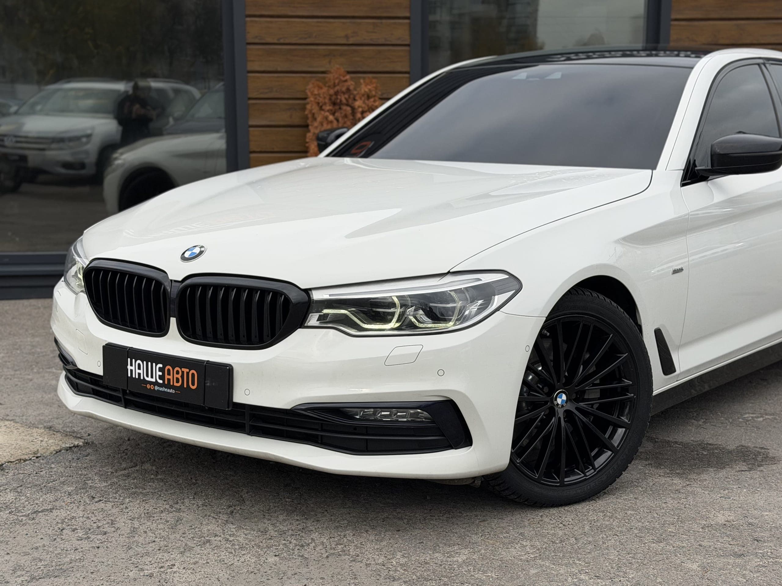 BMW 530D Sport Line — фото 3 з 55